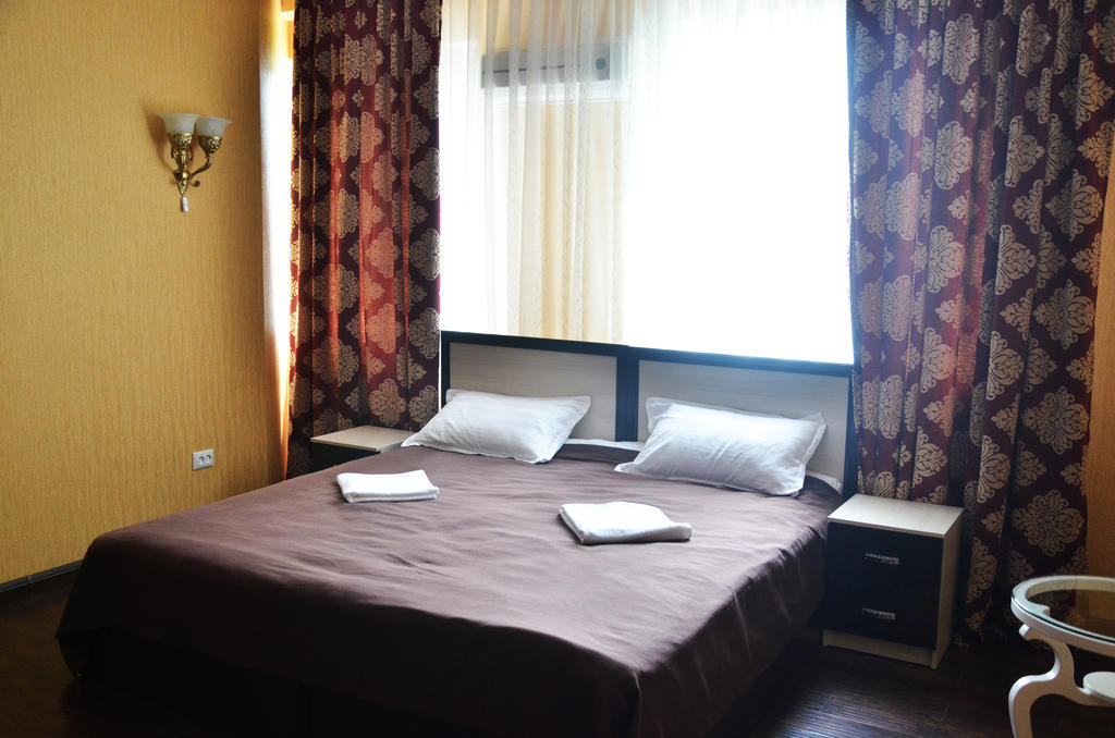 Voyage Hotel Bishkek Room photo