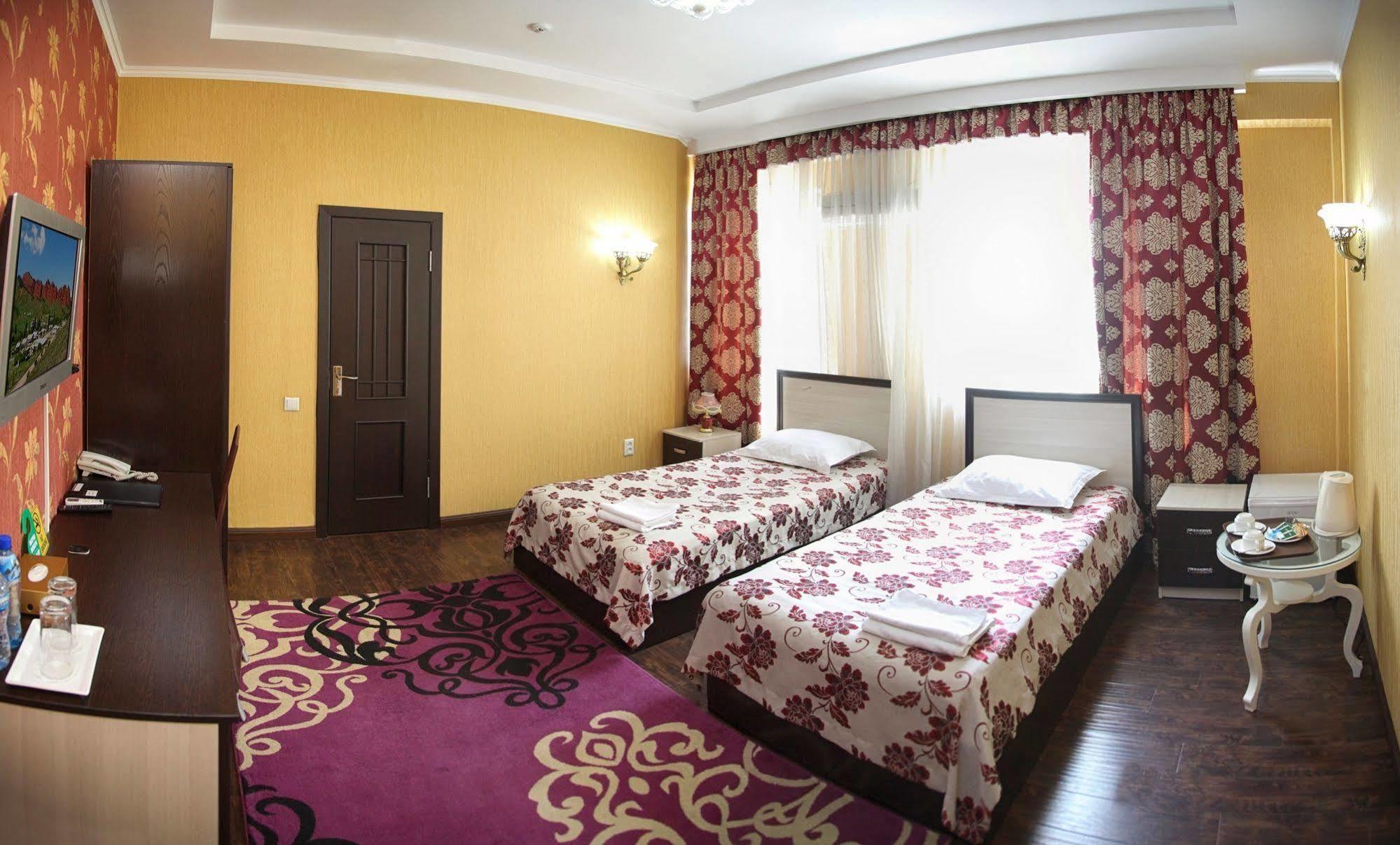 Voyage Hotel Bishkek Exterior photo